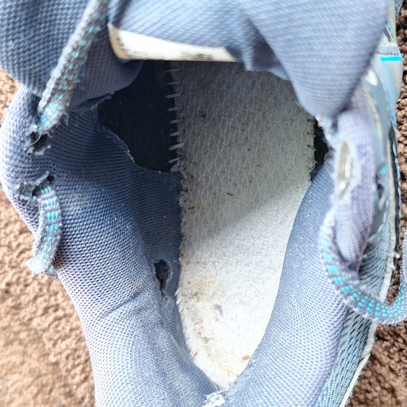 New Balance 410 v5 Trail Shoes - Picture 7 of 11